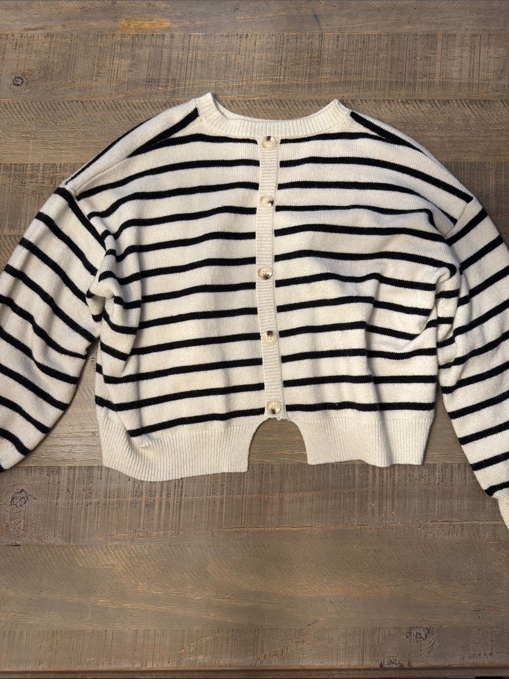 Button-Back Striped Cropped Cardigan - Cream & Black